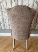 Sedia schienale capitonnè gambe sciabola laccate