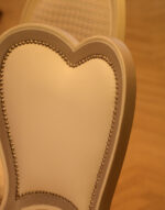 Sedia cuore in legno