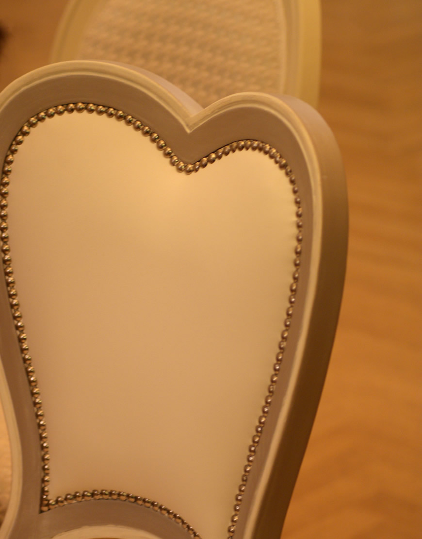 Sedia cuore in legno Sedia cuore in legno