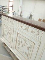 Credenza dipinta 2 ante e 2 cassetti