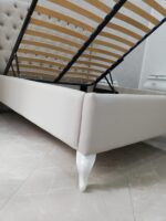 Letto matrimoniale capitonnè con alette (2)