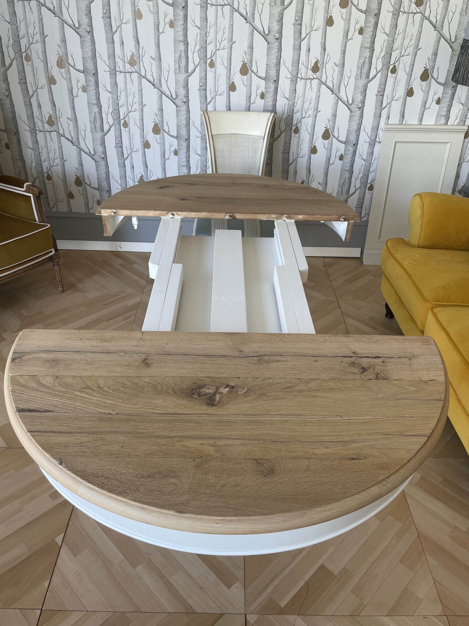 Tavolo Tondo in Rovere Vecchio Diam.110 Tavolo Tondo in Rovere Vecchio Diam.110