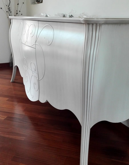 table Credenza due ante e tre cassetti