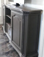 Credenza sagomata
