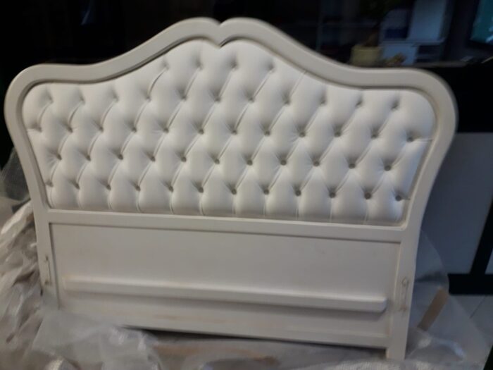 Letto a cuore capitonnè