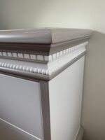 Comodino bicolore